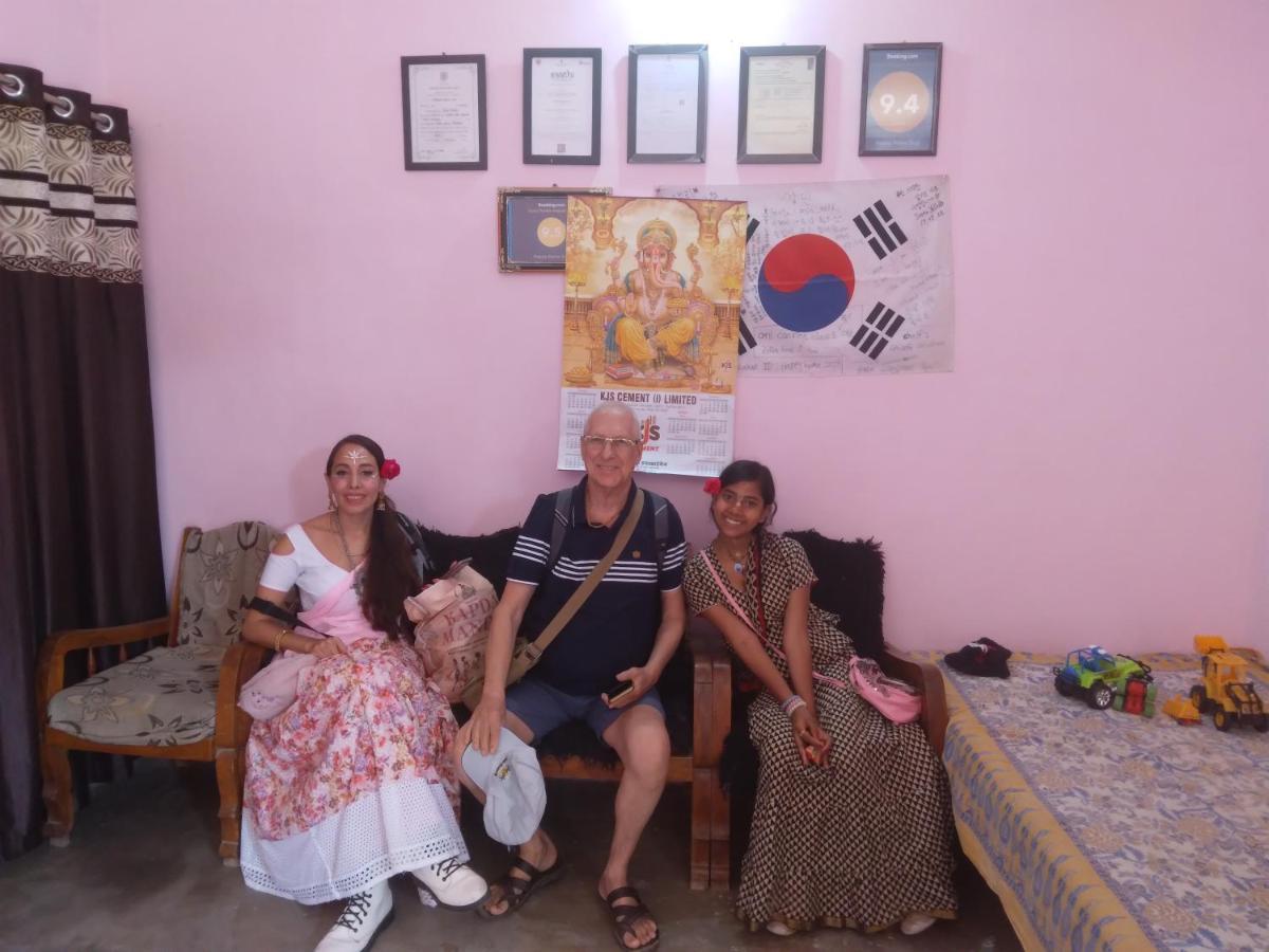 Happy Homestay 카주라호 외부 사진