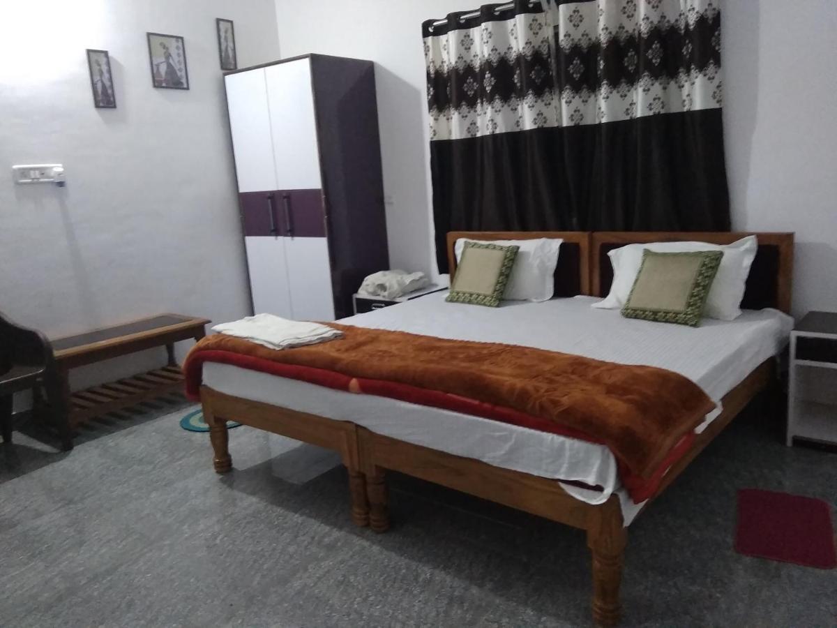 Happy Homestay 카주라호 외부 사진